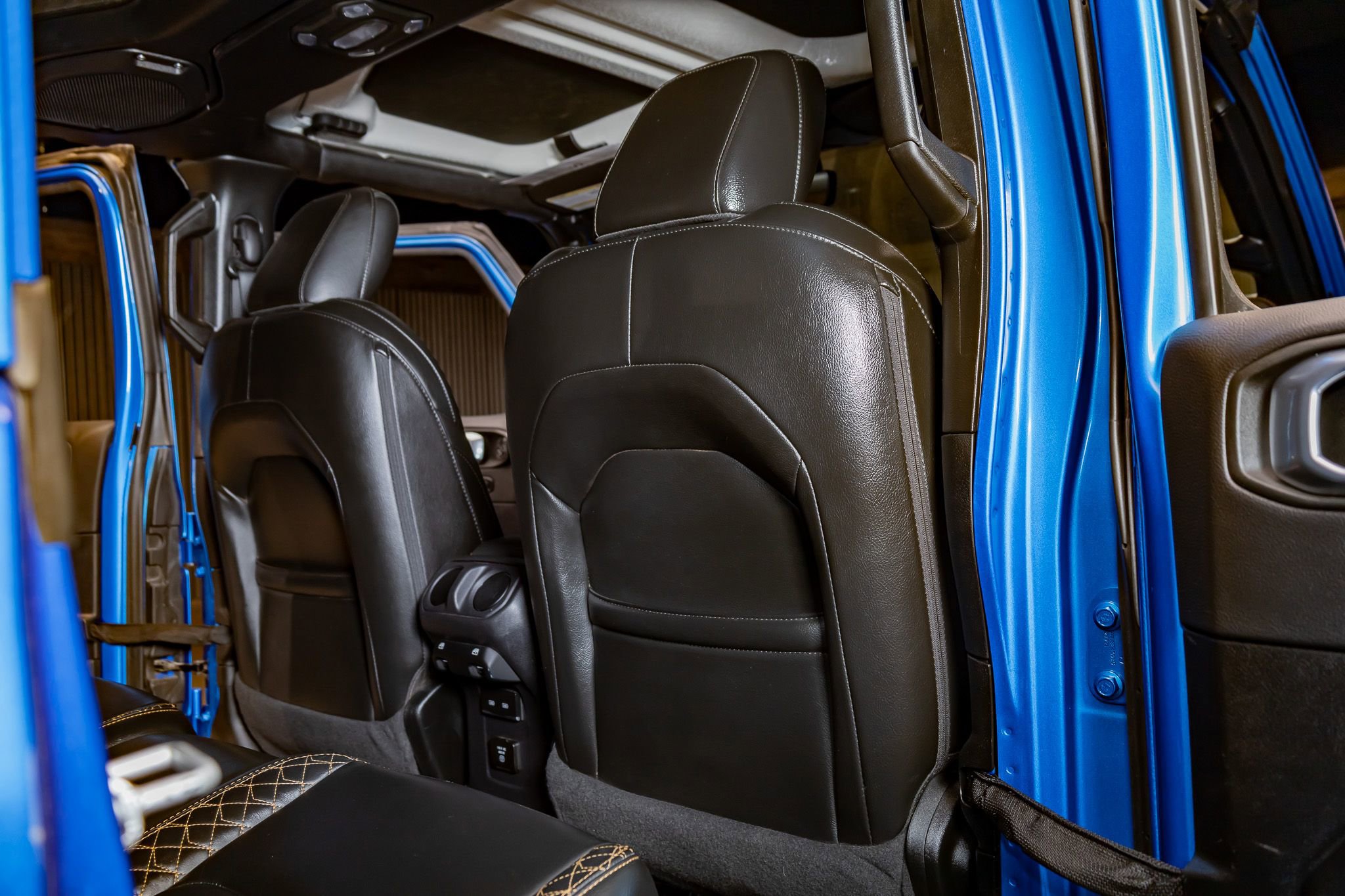 Used 2022 Jeep Gladiator Overland image 25