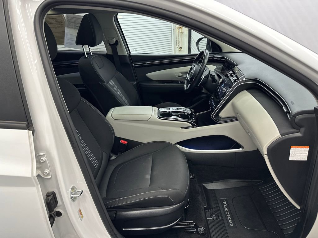 Used 2022 Hyundai Tucson SEL w/ Cargo Package AWD/4WD image 14