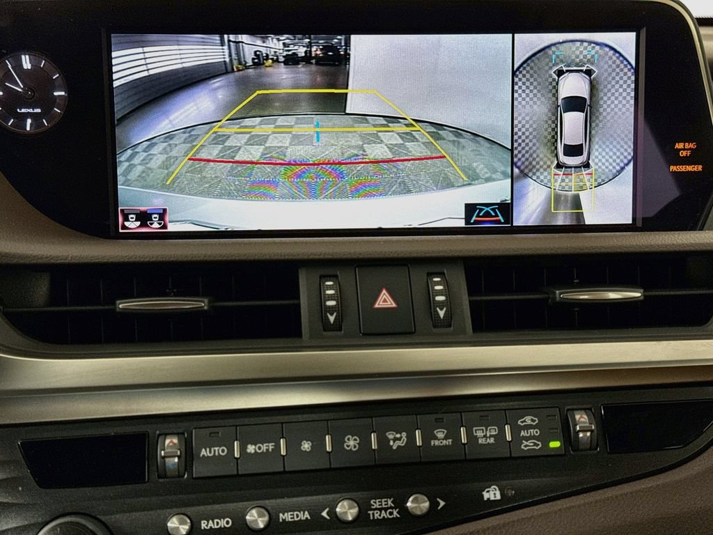 Used 2019 Lexus ES 350 Ultra Luxury w/ Accessory Package 2 FWD image 14