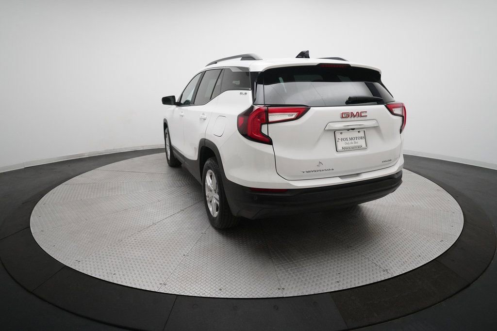 Used 2023 GMC Terrain SLE w/ Driver Convenience Package image 34