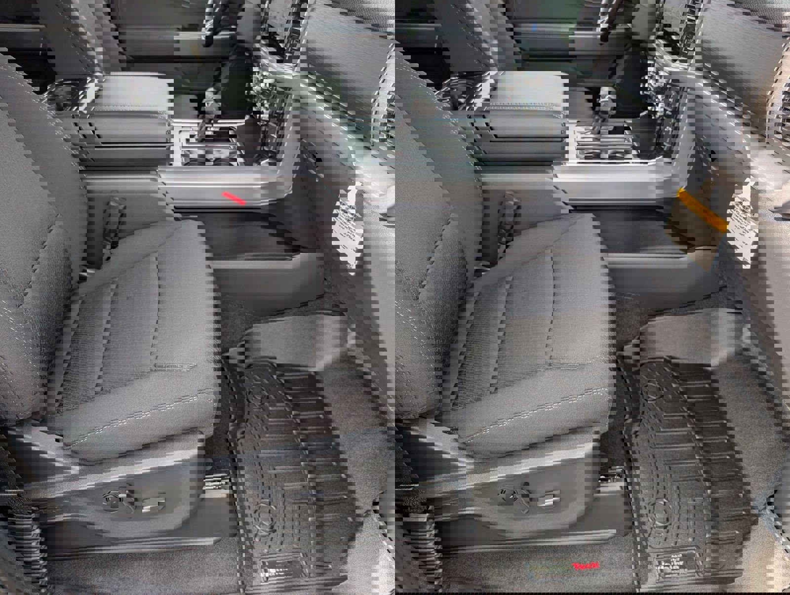 New 2026 Ford F150 XLT w/ Equipment Group 302A MID image 29