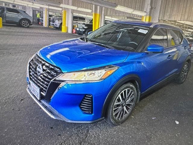 Certified 2024 Nissan Kicks SV FWD image 4