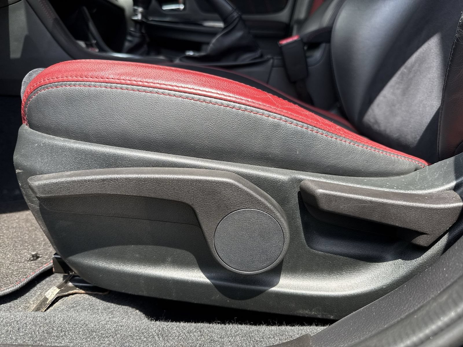 Used 2020 Subaru WRX STI AWD/4WD image 12