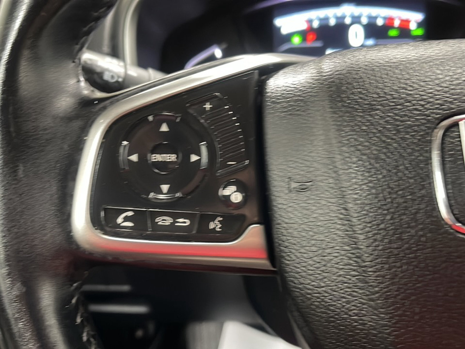 Used 2017 Honda CR-V EX-L image 6