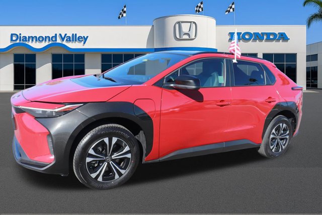 Used 2024 Toyota bZ4X XLE image 3