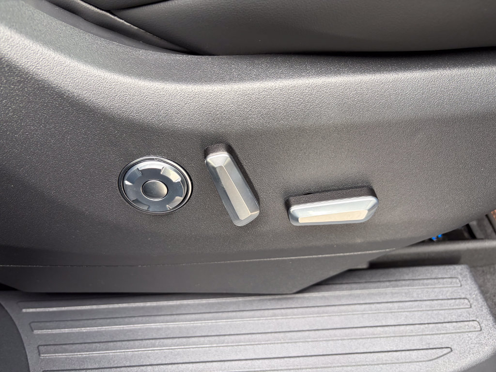 New 2027 Lincoln Navigator Black Label AWD/4WD image 41