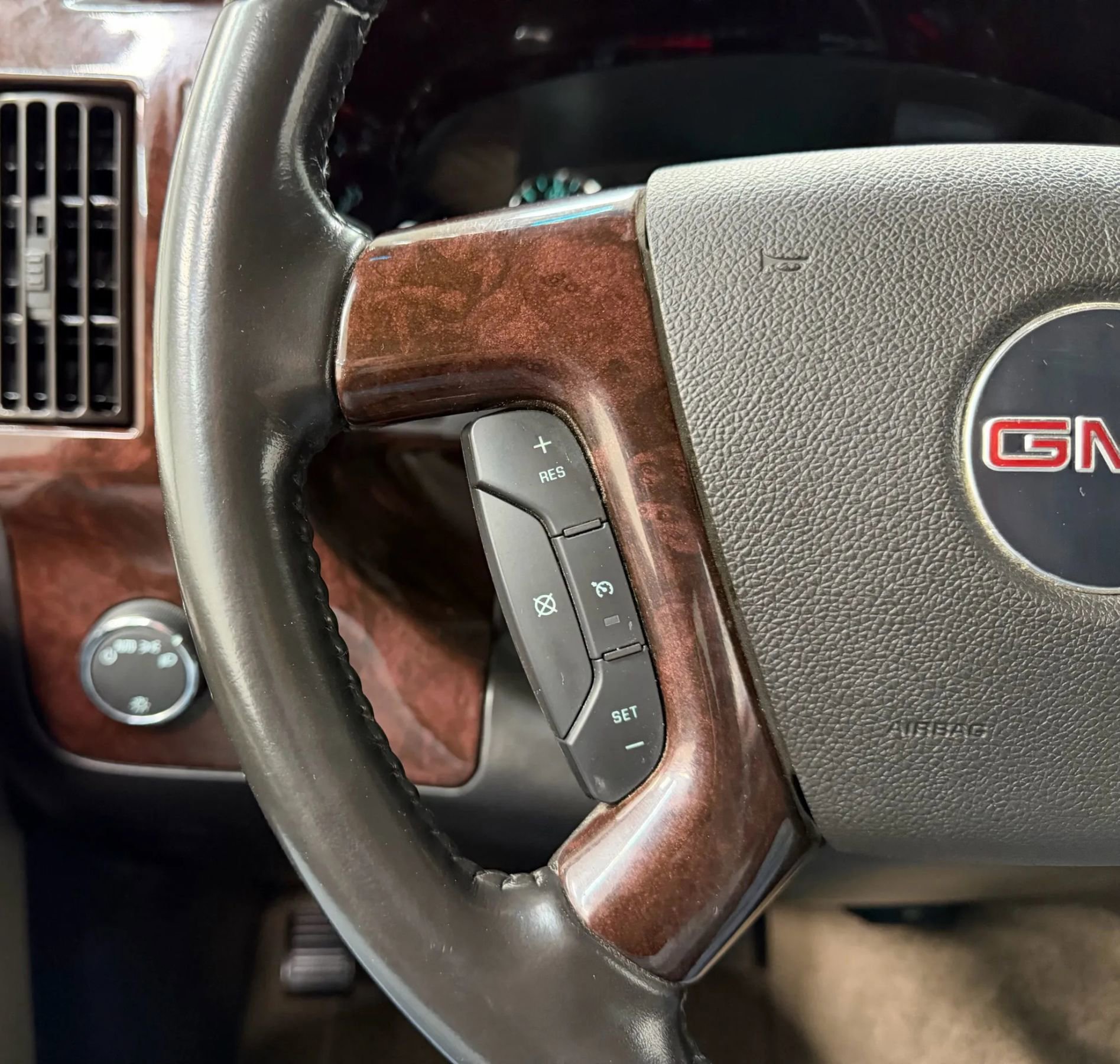 Used 2011 GMC Savana 2500 Extended image 28