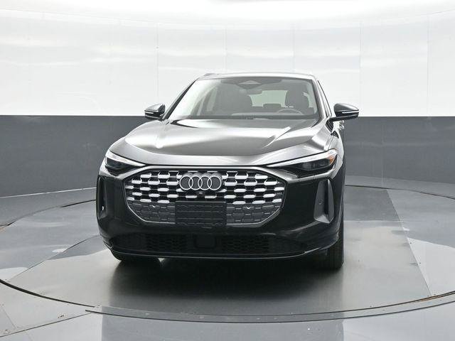 Used 2025 Audi Q5 Premium w/ Convenience Package AWD/4WD image 2