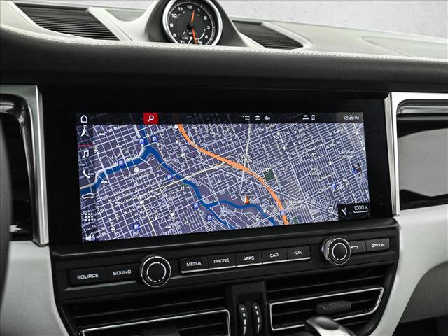 Used 2021 Porsche Macan S AWD/4WD image 13