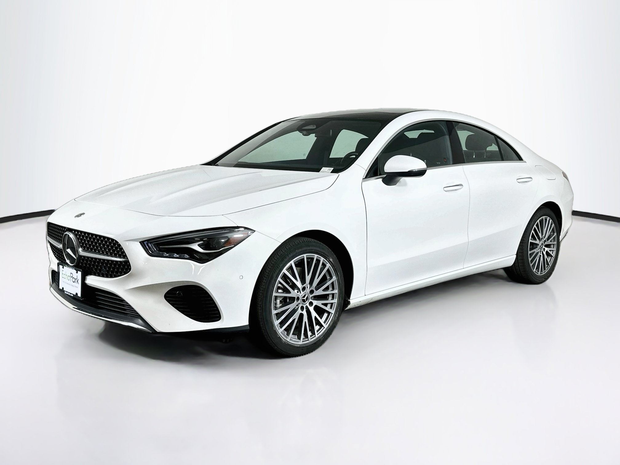 Used 2025 Mercedes-Benz CLA 250 image 3