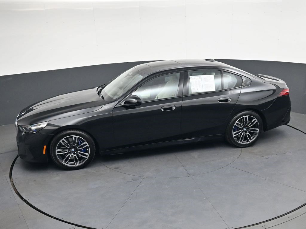 Used 2024 BMW 540i xDrive w/ Premium Package AWD/4WD image 23