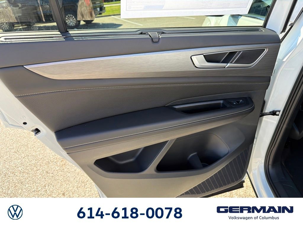 New 2026 Volkswagen Atlas Cross Sport SE image 18