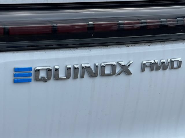 New 2026 Chevrolet Equinox EV LT AWD/4WD image 2