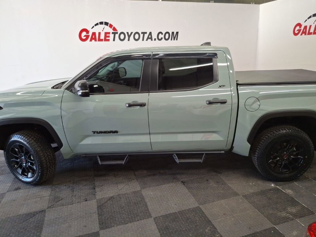 Used 2024 Toyota Tundra SR5 image 9