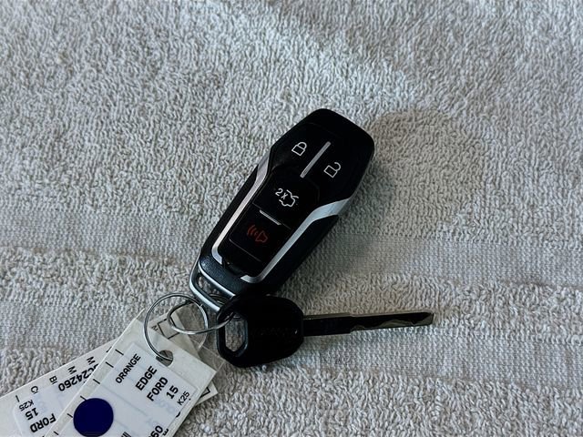 Used 2015 Ford Edge Sport image 26