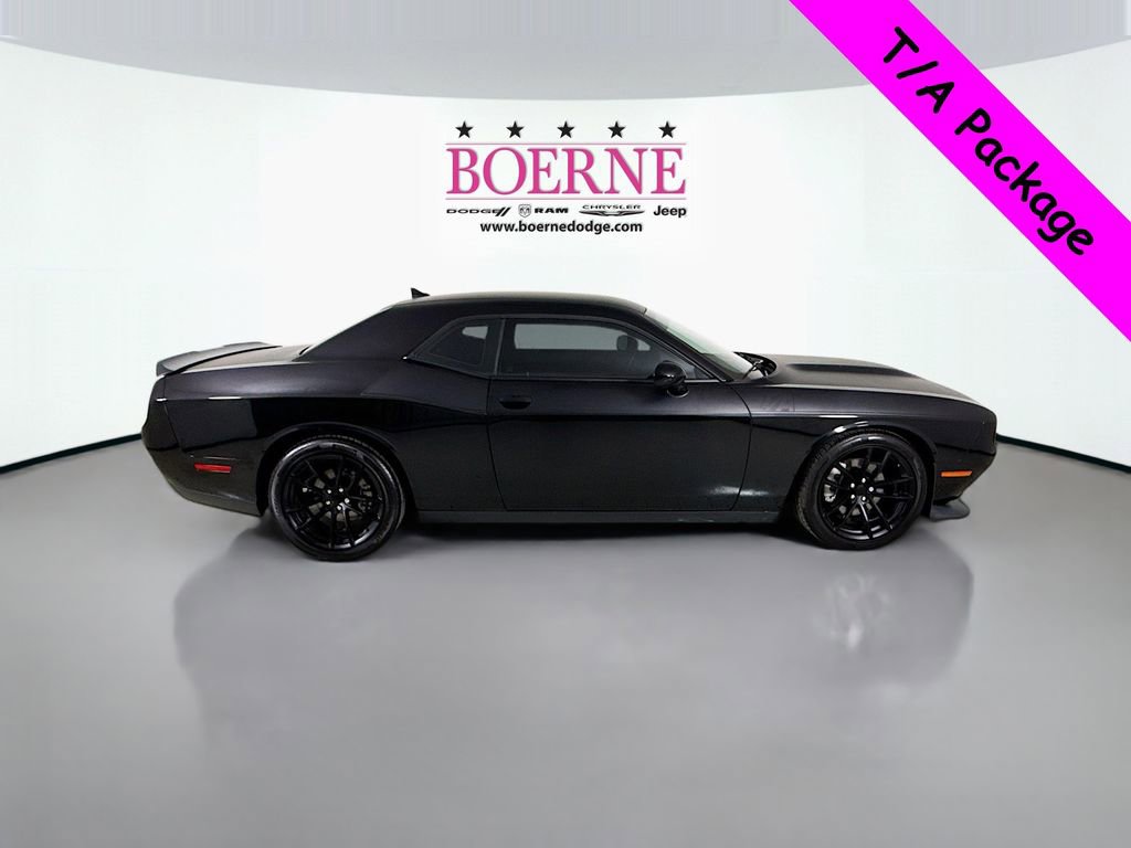 Used 2023 Dodge Challenger R/T w/ T/A Package image 8