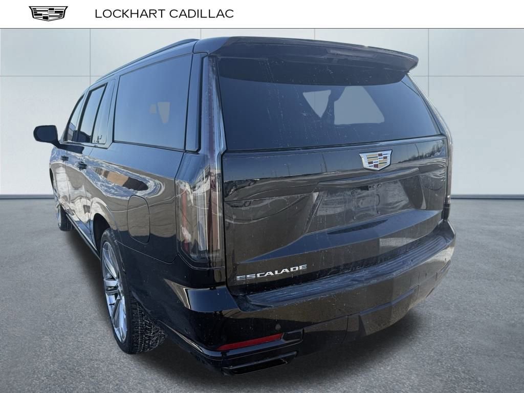 Used 2025 Cadillac Escalade ESV Sport Platinum image 11