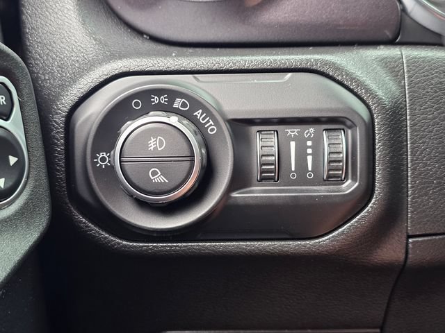 Used 2021 Jeep Gladiator Sport AWD/4WD image 37