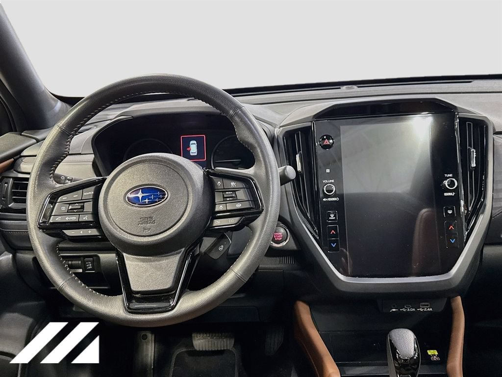 Used 2025 Subaru Forester Touring AWD/4WD image 26