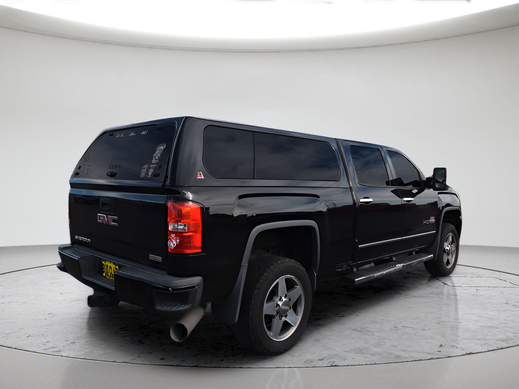 Used 2016 GMC Sierra 2500 SLT w/ All-Terrain HD Package AWD/4WD image 3