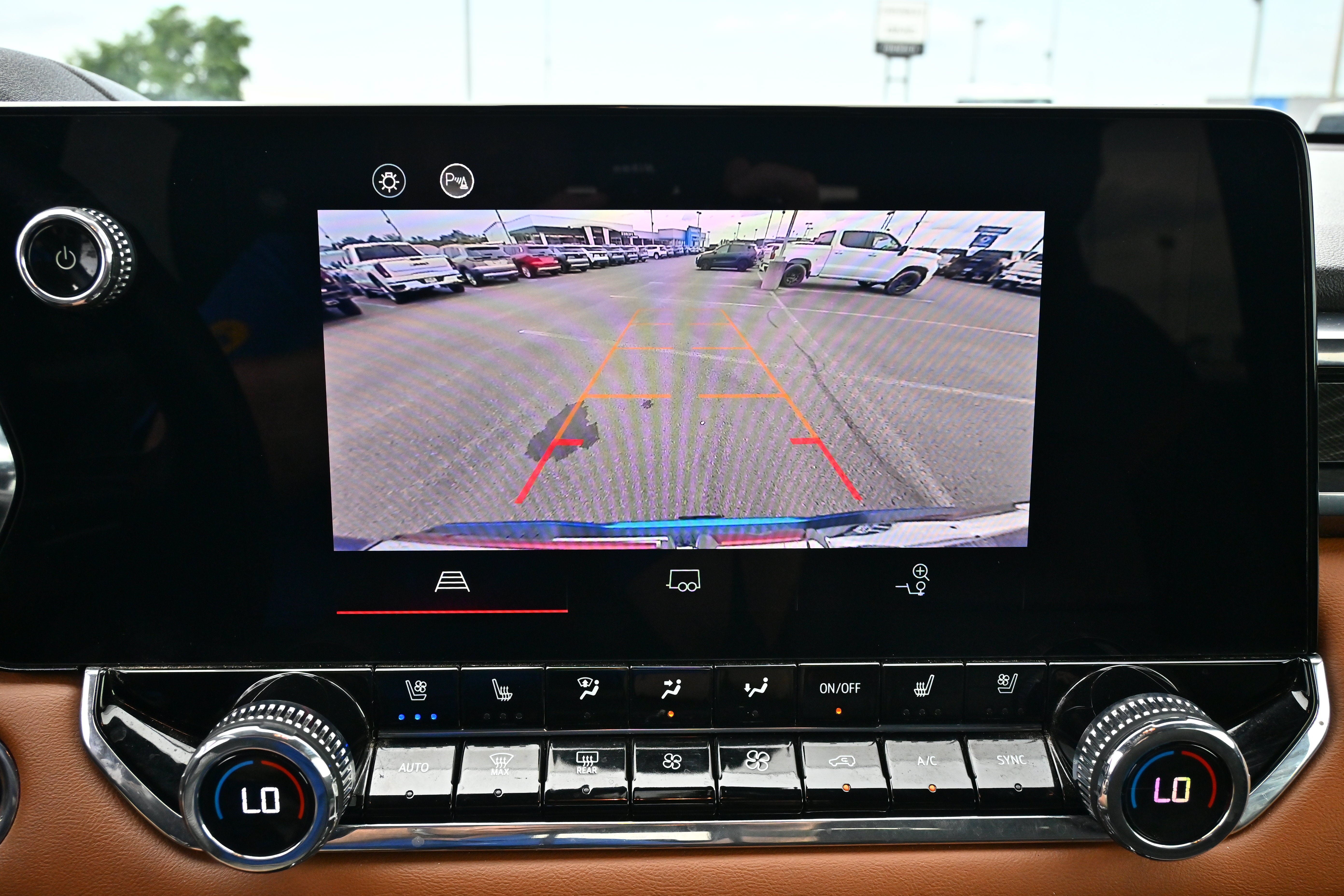 Used 2023 GMC Canyon AT4 w/ AT4 Premium Package AWD/4WD image 28