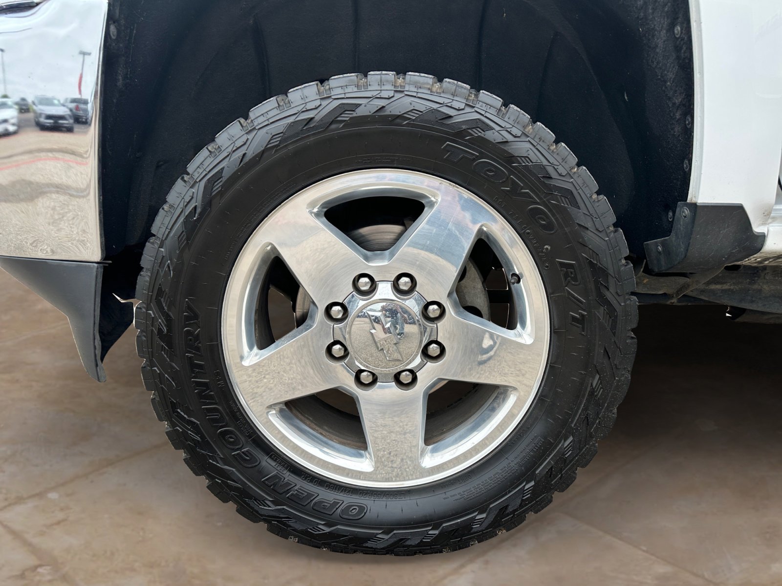 Used 2015 Chevrolet Silverado 2500 LTZ w/ LTZ Plus Package AWD/4WD image 31