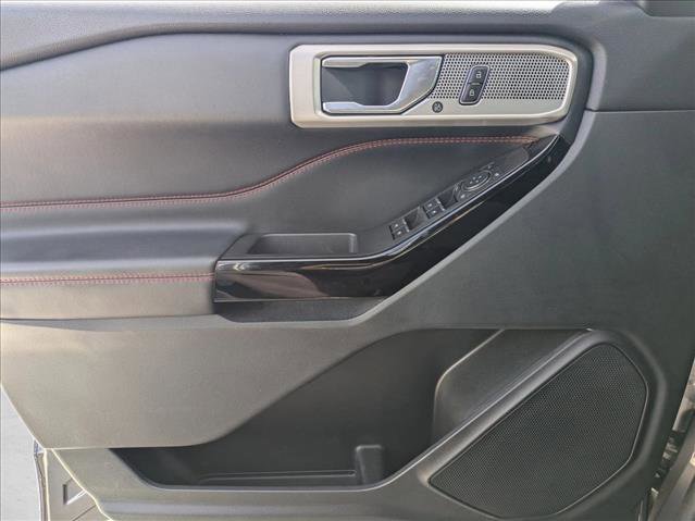 Used 2023 Ford Explorer ST-Line w/ Class IV Trailer Tow Package image 11