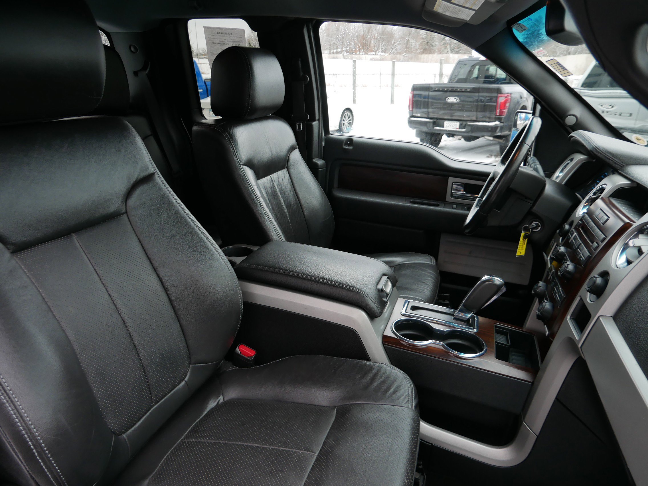 Used 2012 Ford F150 Lariat w/ Lariat Chrome Pkg image 23