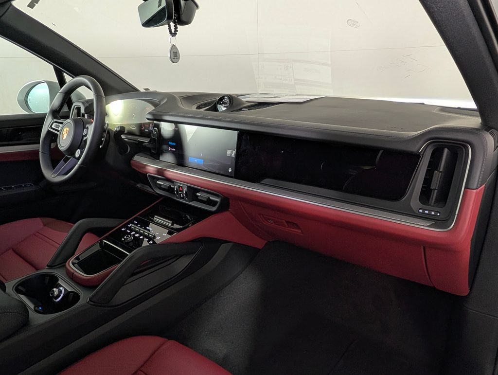 New 2026 Porsche Cayenne S AWD/4WD image 18