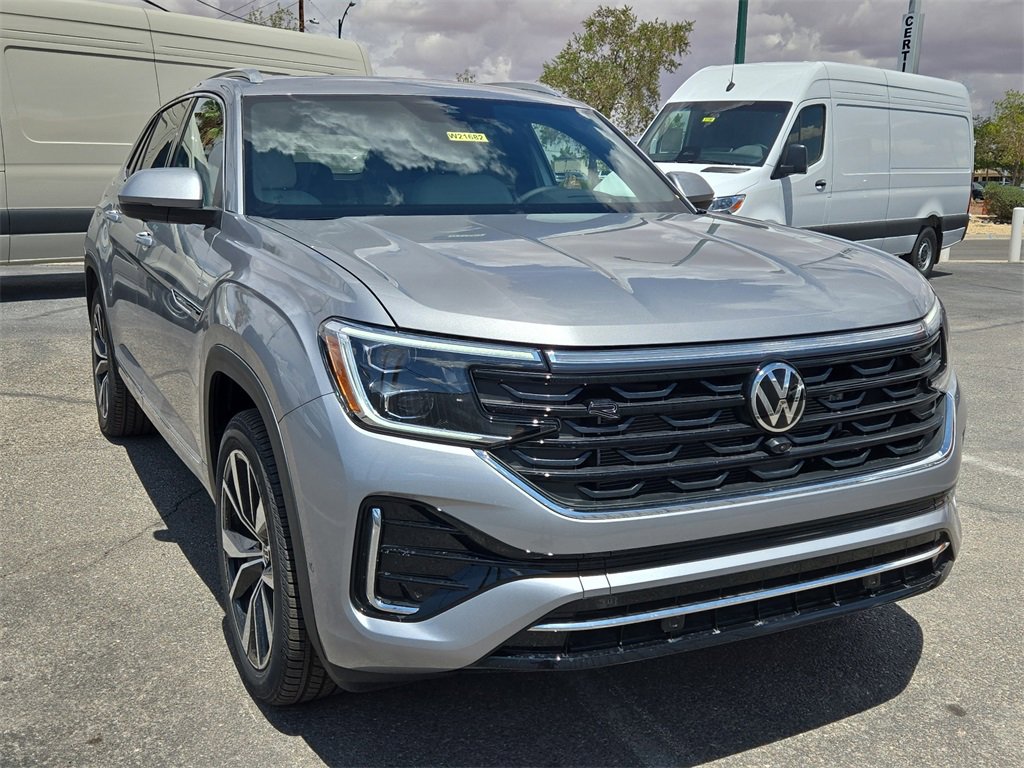New 2025 Volkswagen Atlas SEL Premium R-Line image 2