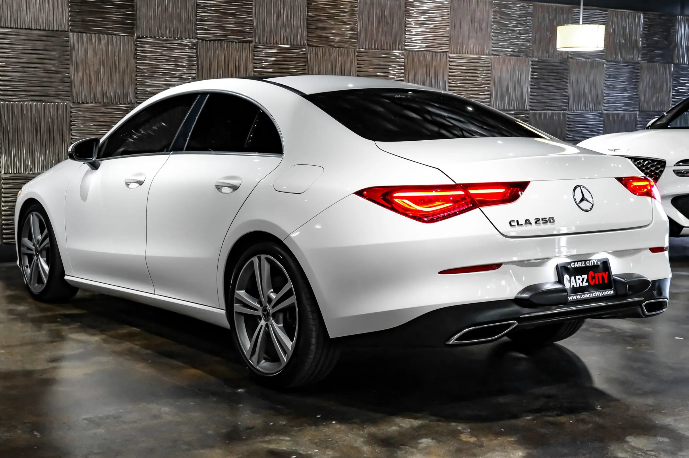 Used 2020 Mercedes-Benz CLA 250 image 12