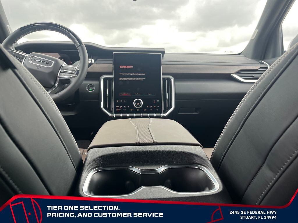 New 2026 GMC Acadia Denali Ultimate w/ LPO, Floor Liner Package AWD/4WD image 16