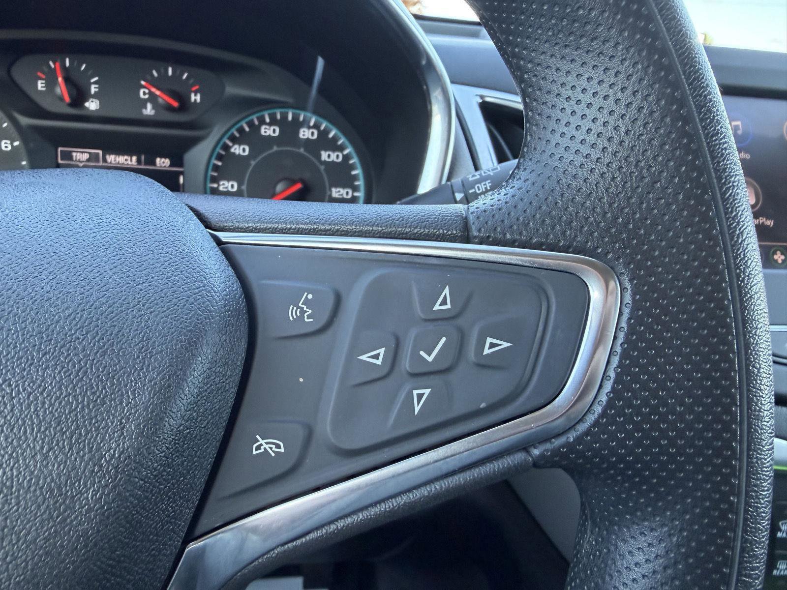 Used 2021 Chevrolet Equinox LS w/ LS Convenience Package AWD/4WD image 15