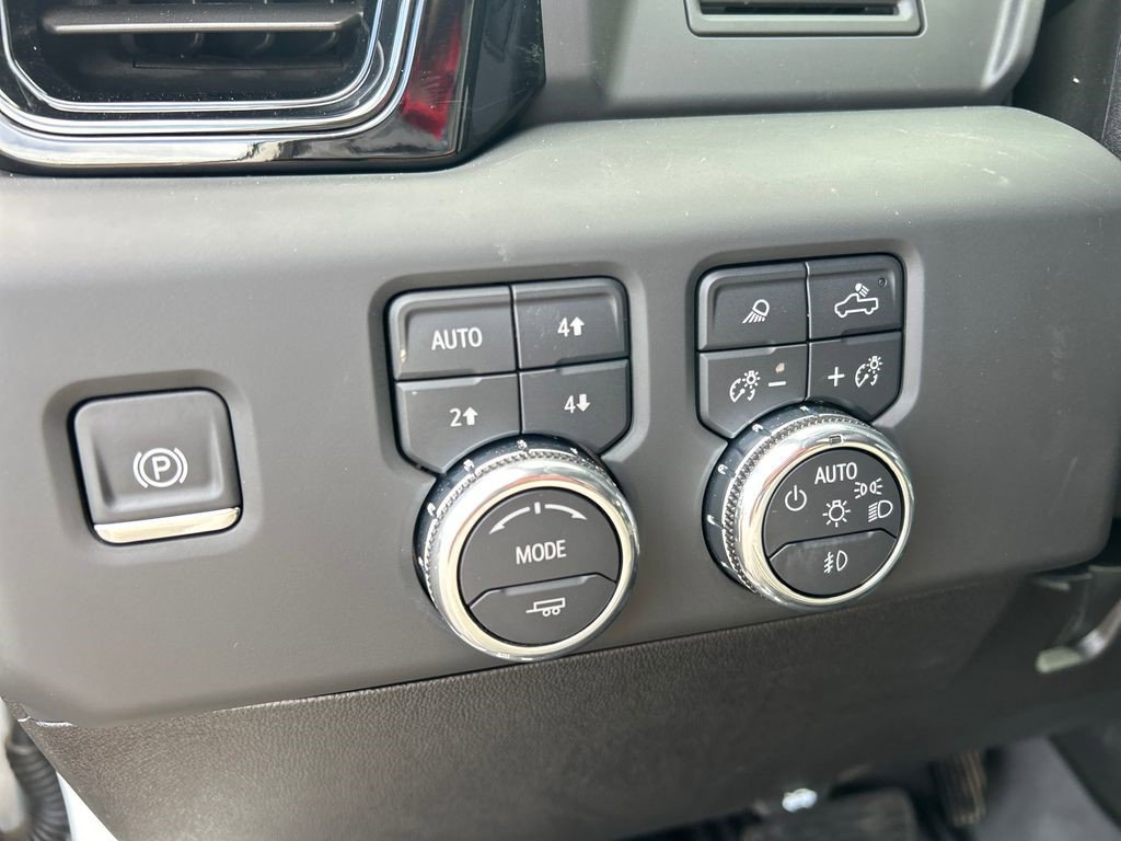 Certified 2025 GMC Sierra 2500 AT4 AWD/4WD image 26