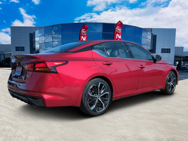 Certified 2023 Nissan Altima 2.5 SR w/ SR Premium Package image 4