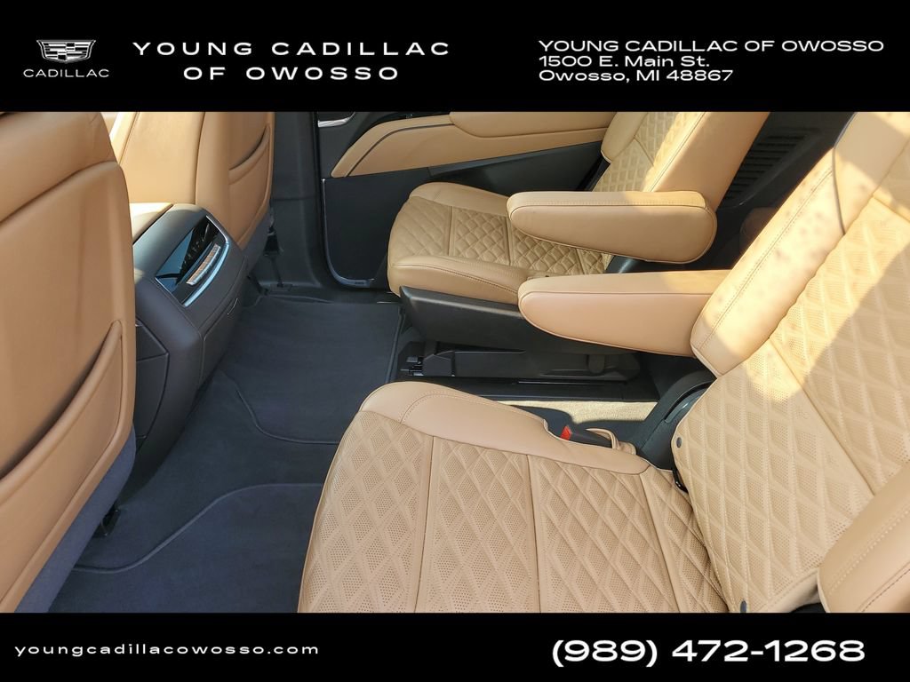 Certified 2023 Cadillac Escalade Premium Luxury w/ Performance Package AWD/4WD image 30
