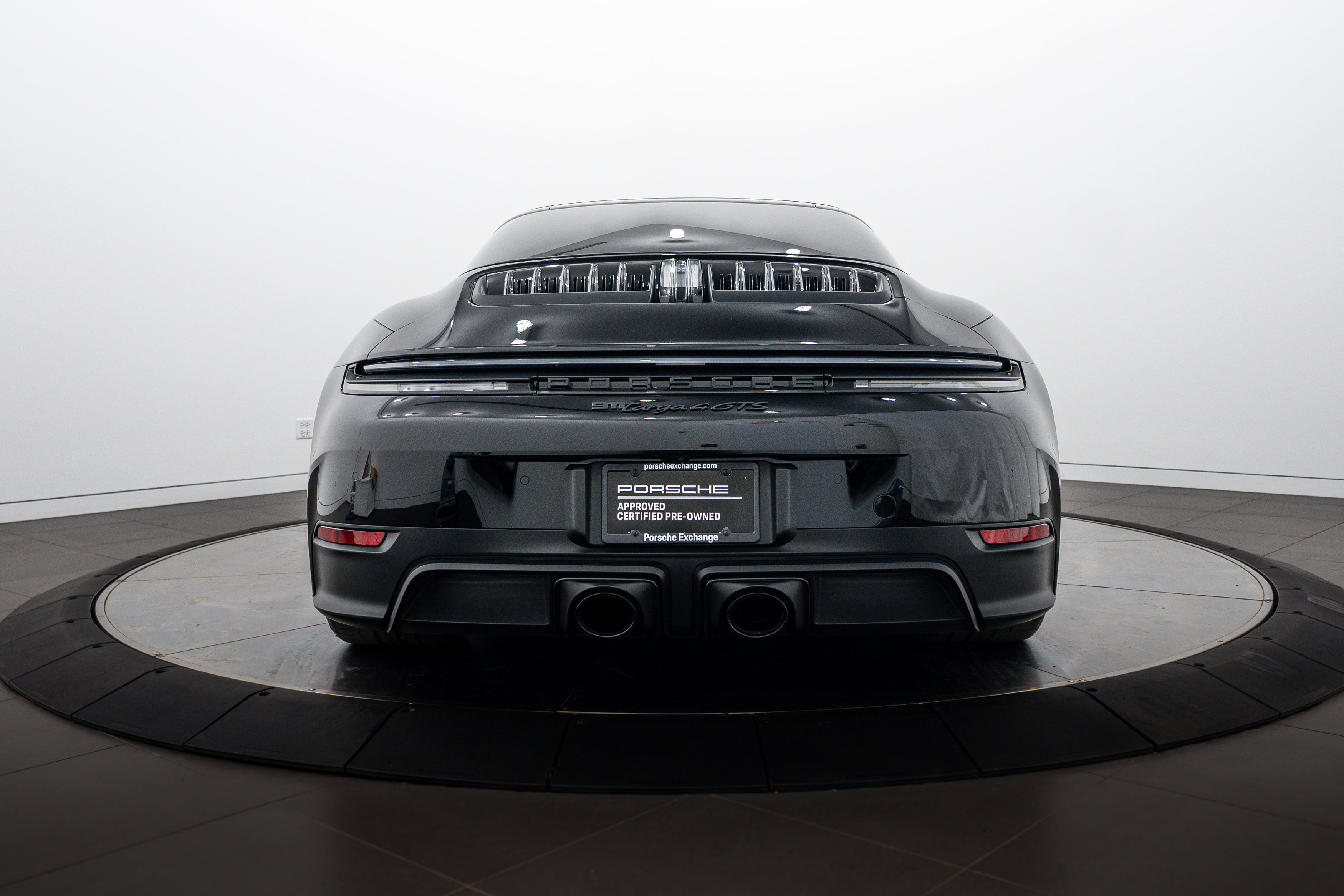 Certified 2025 Porsche 911 Targa 4 GTS AWD/4WD image 31