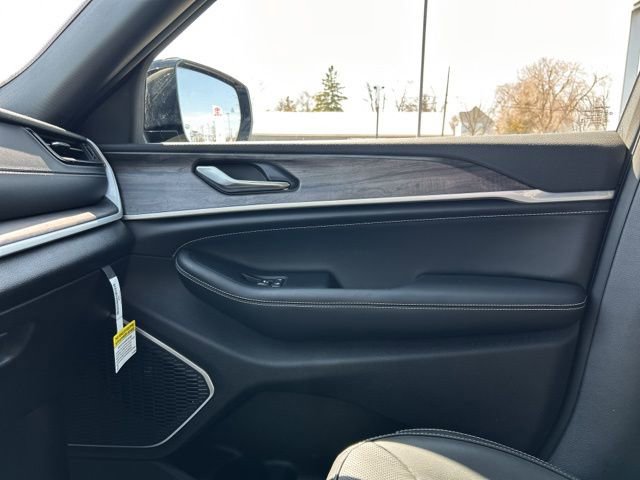 New 2026 Jeep Grand Cherokee Limited image 41