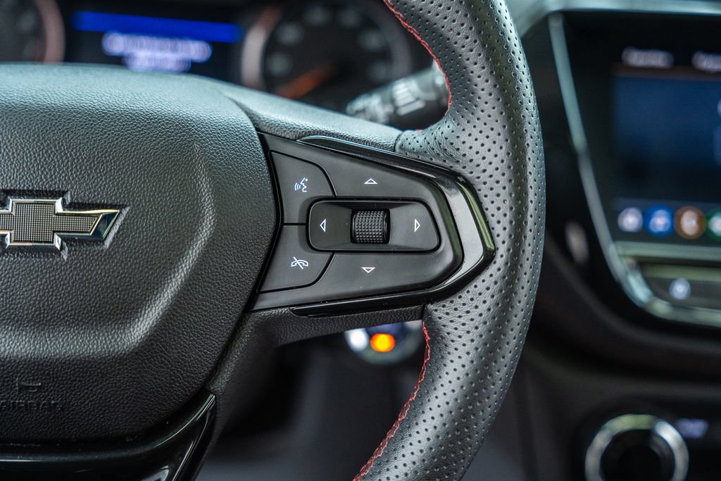Used 2023 Chevrolet TrailBlazer RS w/ Sun and Liftgate Package FWD image 30