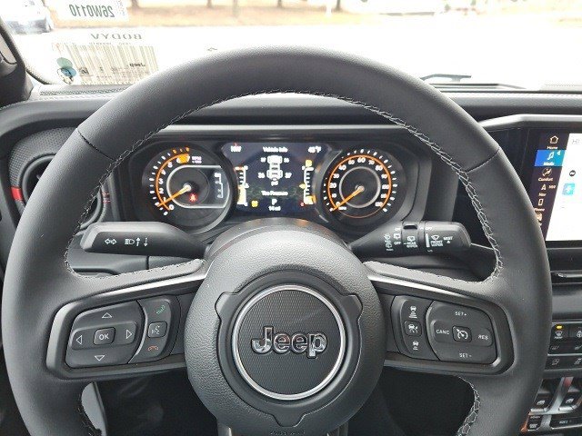New 2026 Jeep Wrangler Rubicon w/ Technology Group image 19