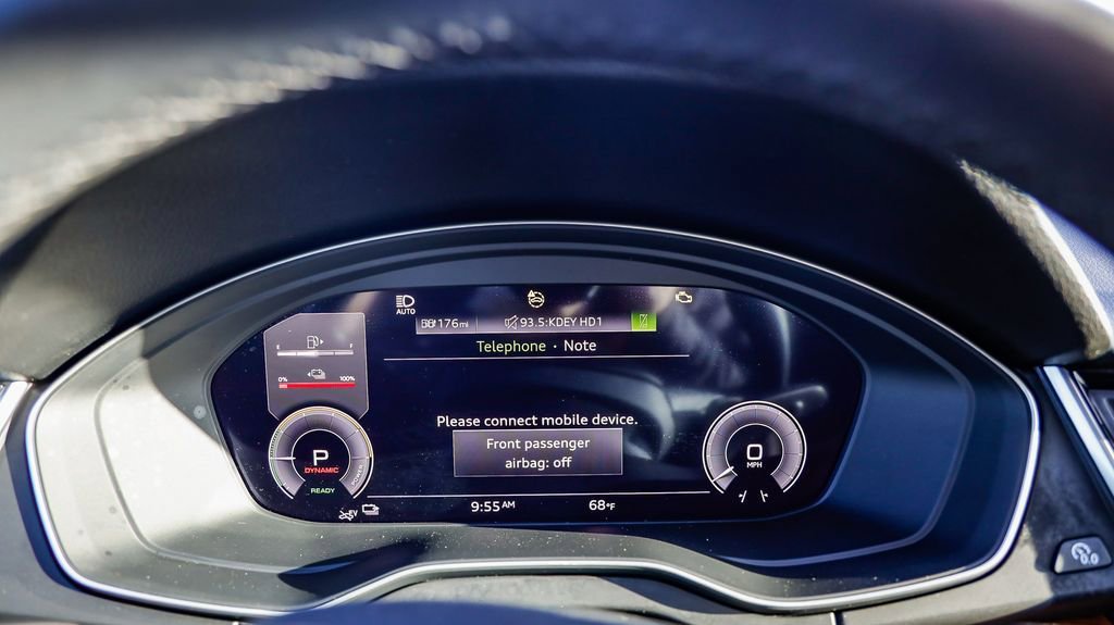 Used 2021 Audi Q5 e Premium Plus w/ Premium Plus Package image 24