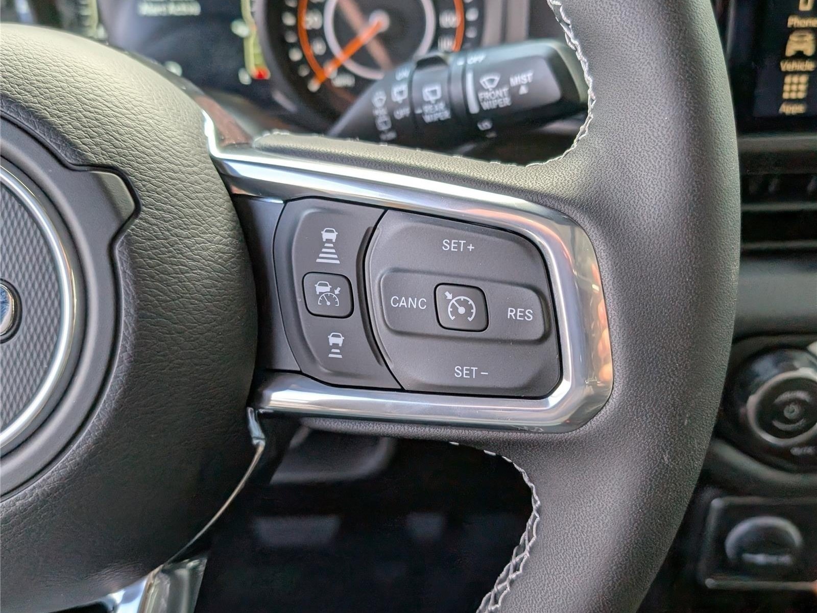 New 2025 Jeep Wrangler Unlimited Sahara w/ Safety Group AWD/4WD image 18