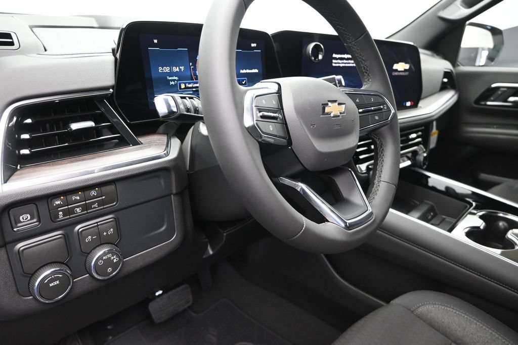New 2026 Chevrolet Suburban LS RWD image 12