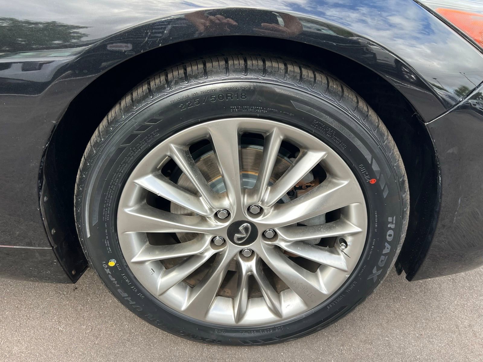 Used 2019 INFINITI Q50 Luxe w/ Essential Package (3.0T Luxe) image 12