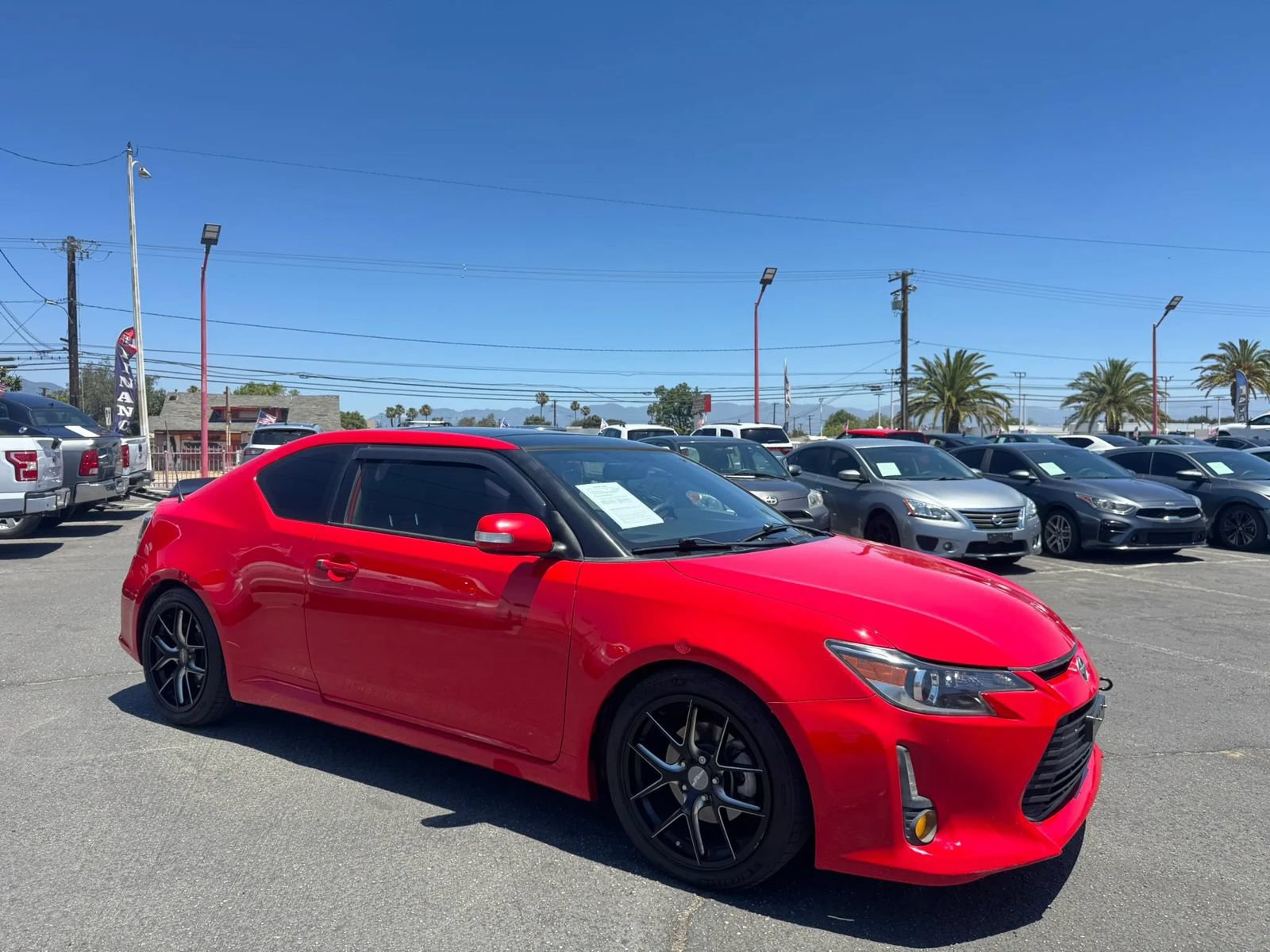 Used 2015 Scion tC FWD image 10