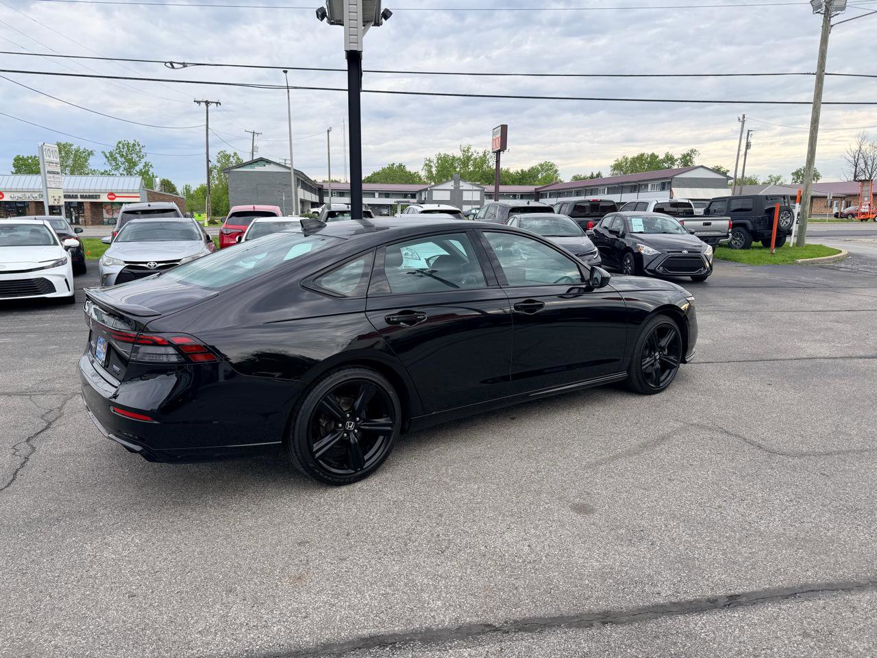 Used 2024 Honda Accord Sport image 7