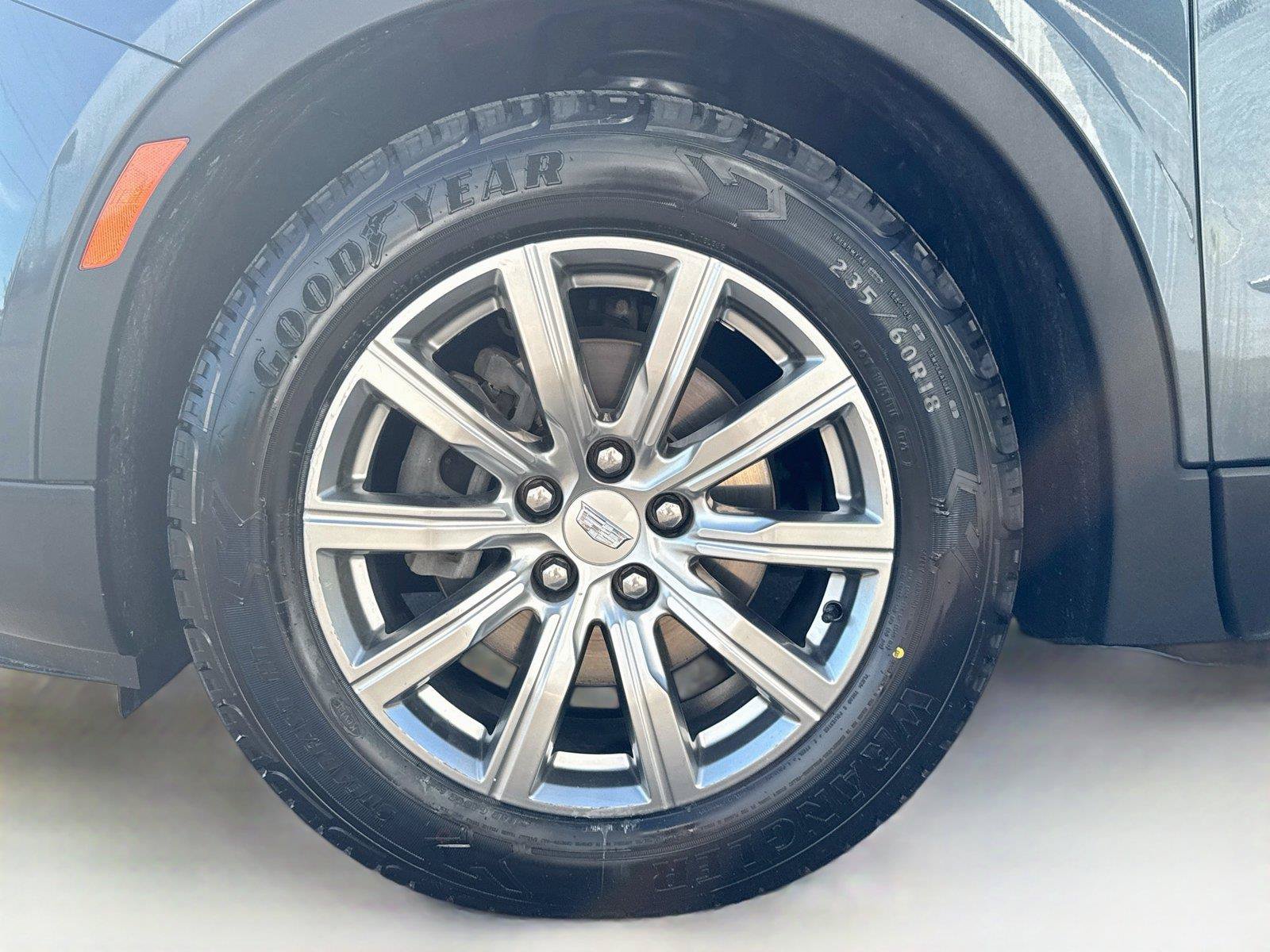 Used 2020 Cadillac XT4 Premium Luxury w/ Driver Awareness Package FWD image 31