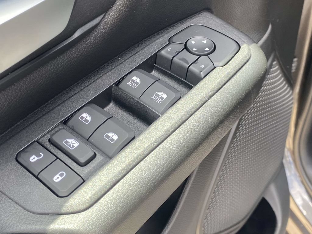 New 2026 RAM 1500 Express AWD/4WD image 15