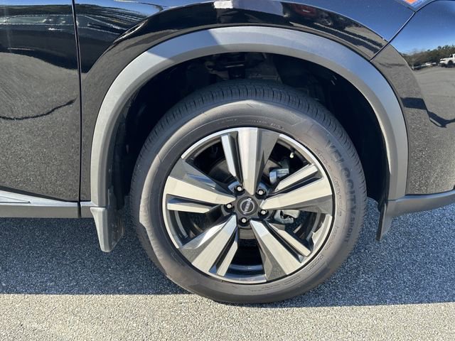 Certified 2025 Nissan Rogue SL w/ SL Premium Package AWD/4WD image 13