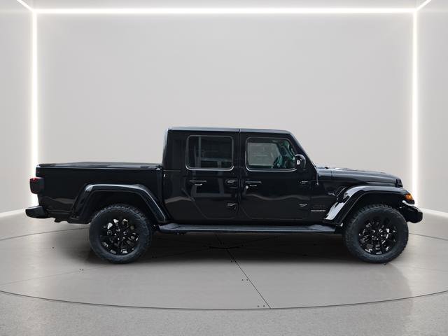 Used 2023 Jeep Gladiator Overland image 6